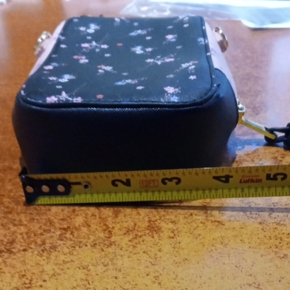 Floral Black and Pink Crossbody Bag - Picture 7 of 8